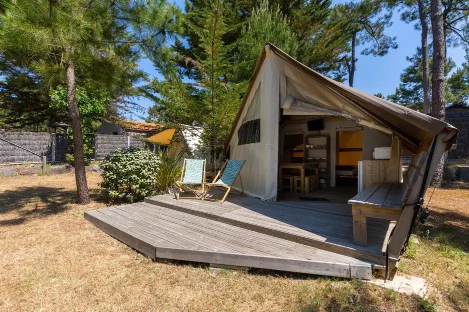 tenteecolodgebd3 la conge