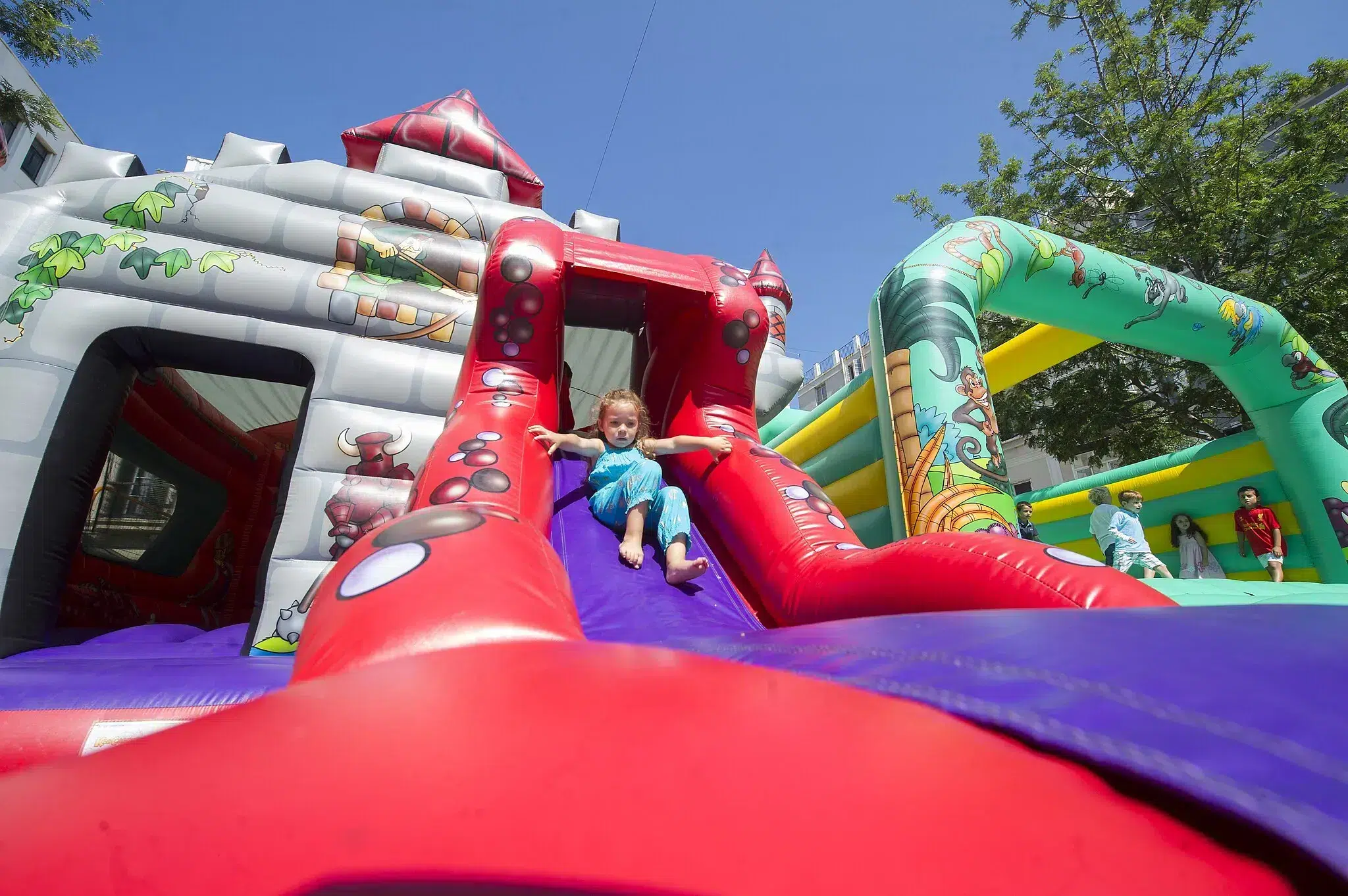 camping ushuaia la conge vendée structure gonflable